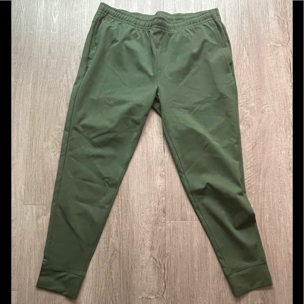 Rhone Spar Athletic Jogger Pant Forest Green Sweatpants X-Large XL NWOT